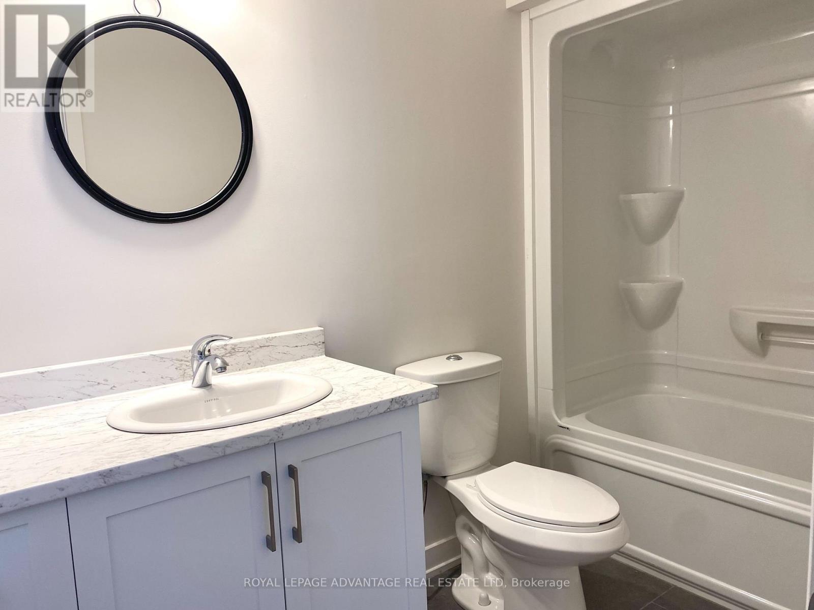 69 Whitcomb Crescent, Smiths Falls, Ontario  K7A 0A2 - Photo 9 - X12572418