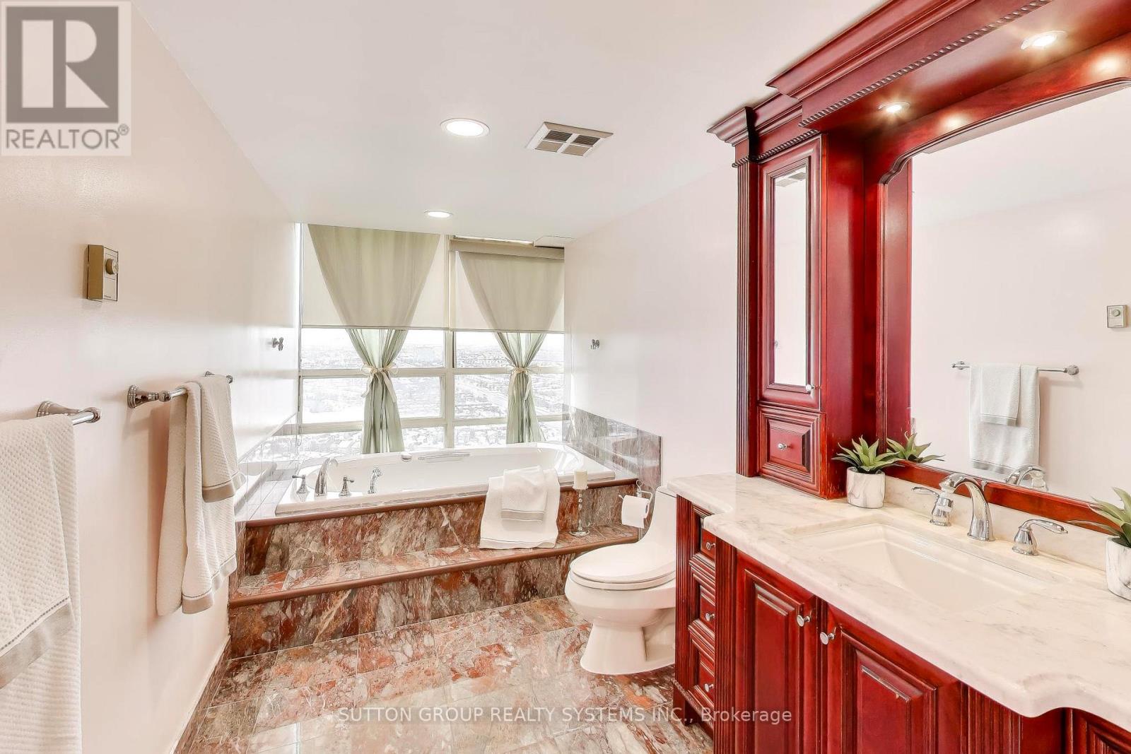 3307 - 45 Kingsbridge Garden Circle N, Mississauga, Ontario  L5R 3K4 - Photo 16 - W12665262