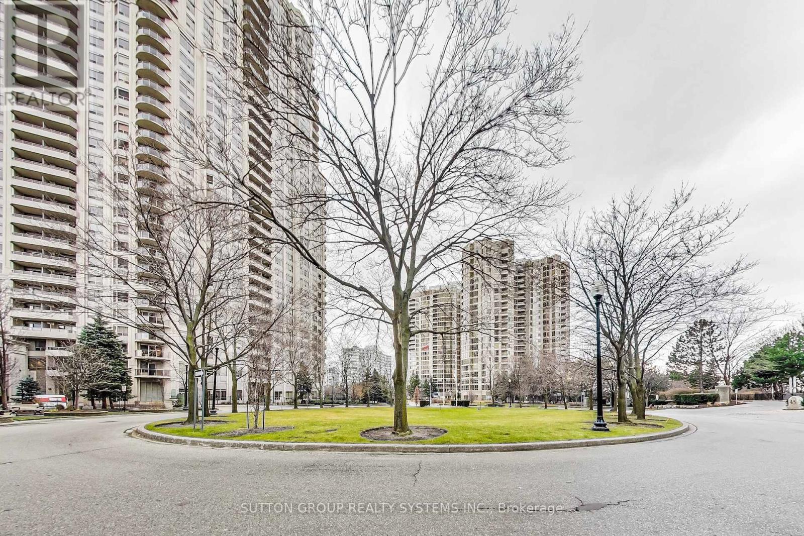 3307 - 45 Kingsbridge Garden Circle N, Mississauga, Ontario  L5R 3K4 - Photo 3 - W12665262