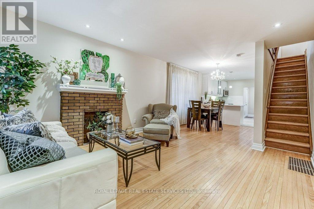 612 Beresford Avenue, Toronto, Ontario  M6S 3C3 - Photo 3 - W12665270