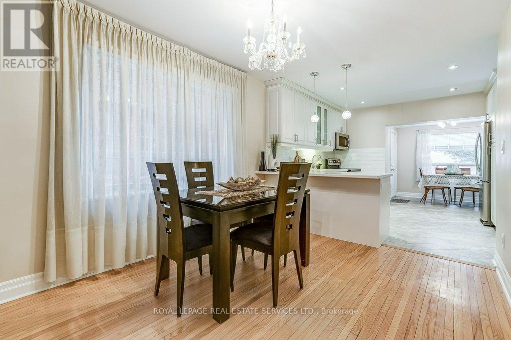 612 Beresford Avenue, Toronto, Ontario  M6S 3C3 - Photo 5 - W12665270