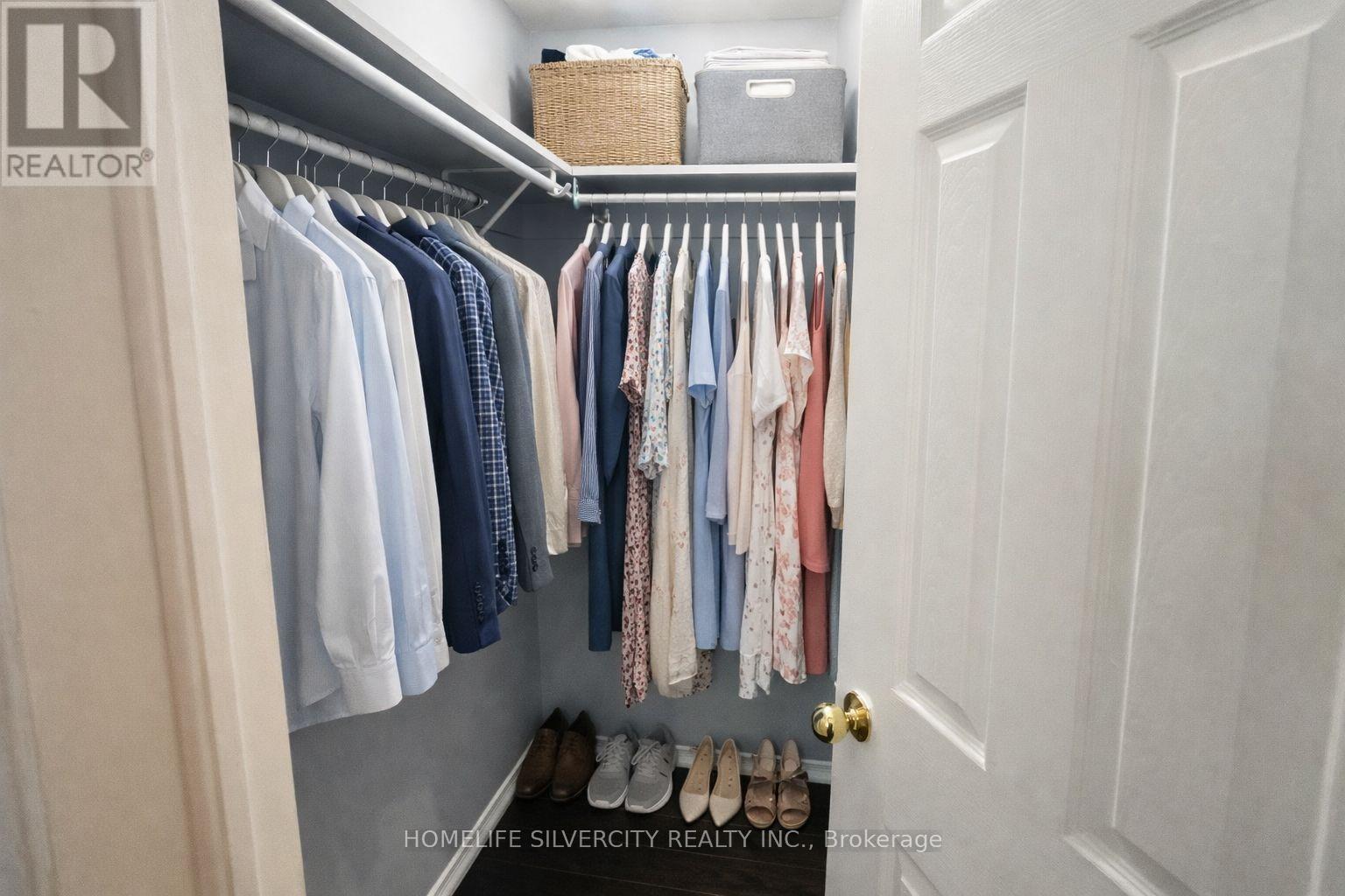 7 Bison Run Road, Brampton, Ontario  L6R 1S2 - Photo 12 - W12665282