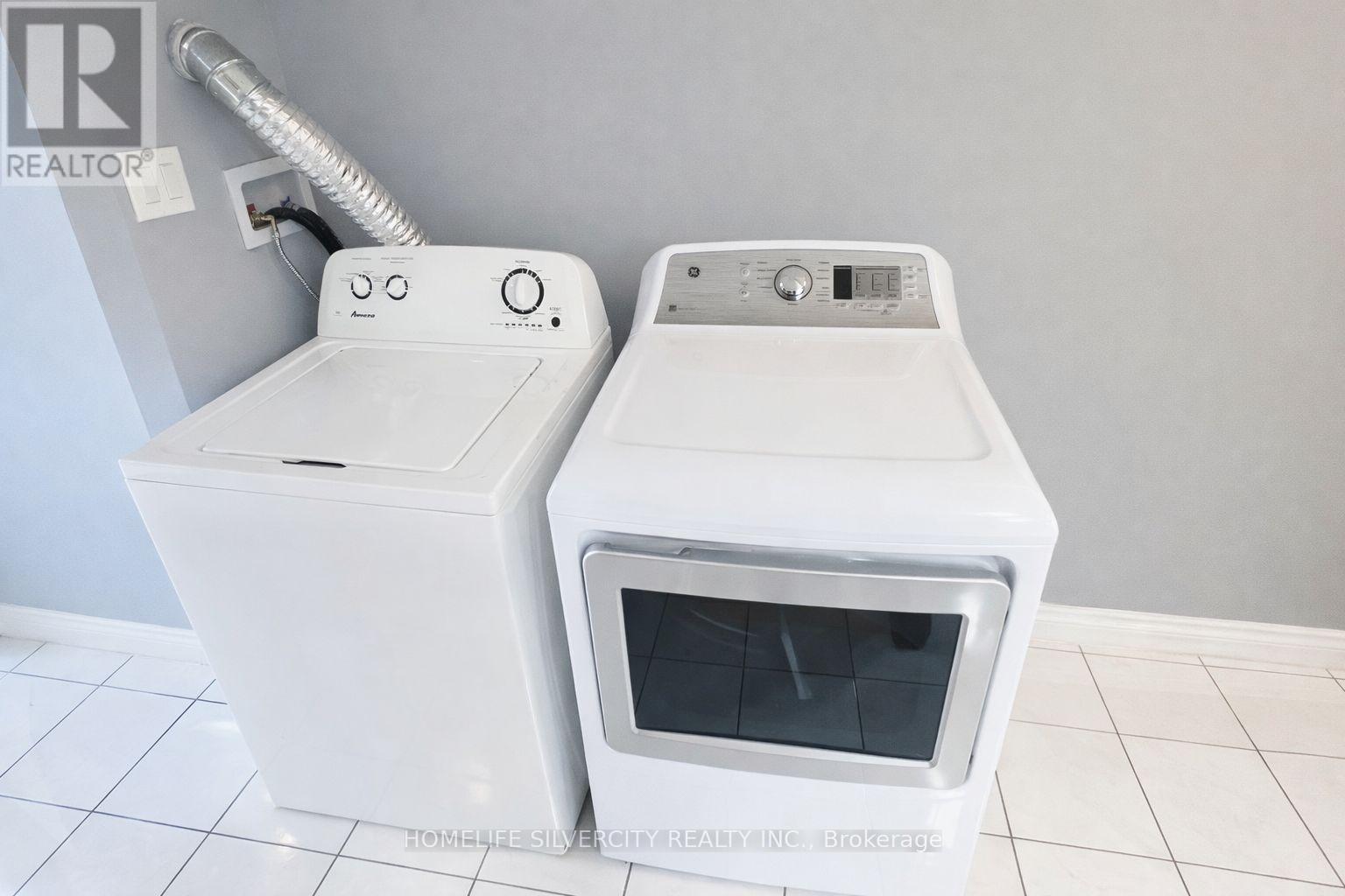 7 Bison Run Road, Brampton, Ontario  L6R 1S2 - Photo 16 - W12665282