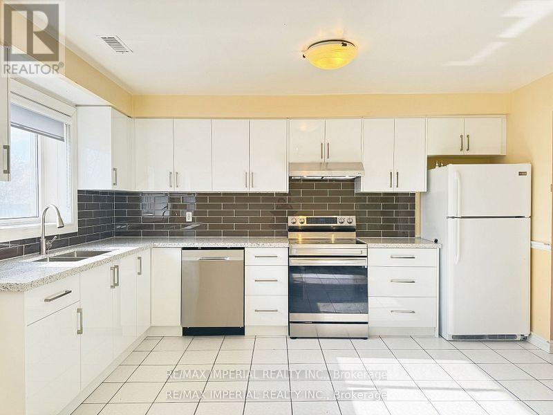 641a The Queensway, Toronto, Ontario  M8Y 1K6 - Photo 2 - W12665298