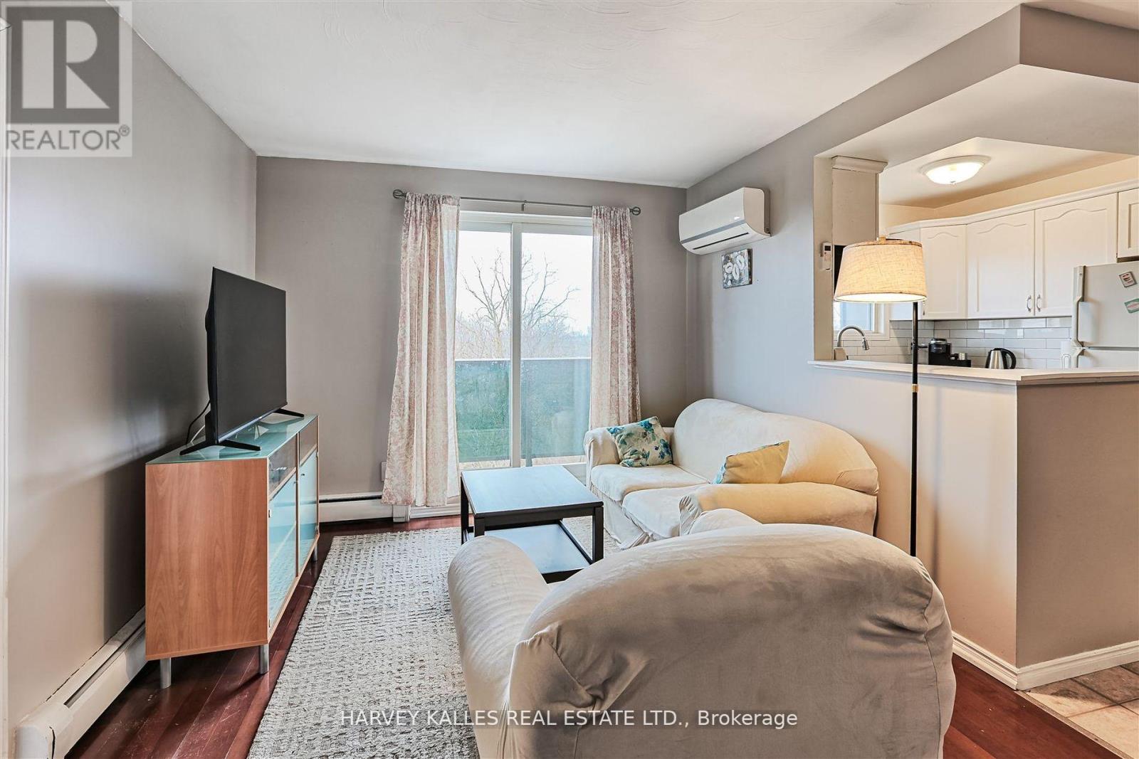 45 - 2373 King Street E, Hamilton, Ontario  L8K 1X9 - Photo 5 - X12665218