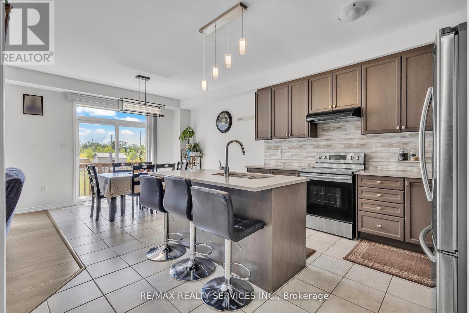 163 Munro Circle, Brantford, Ontario  N3T 0R3 - Photo 11 - X12665222