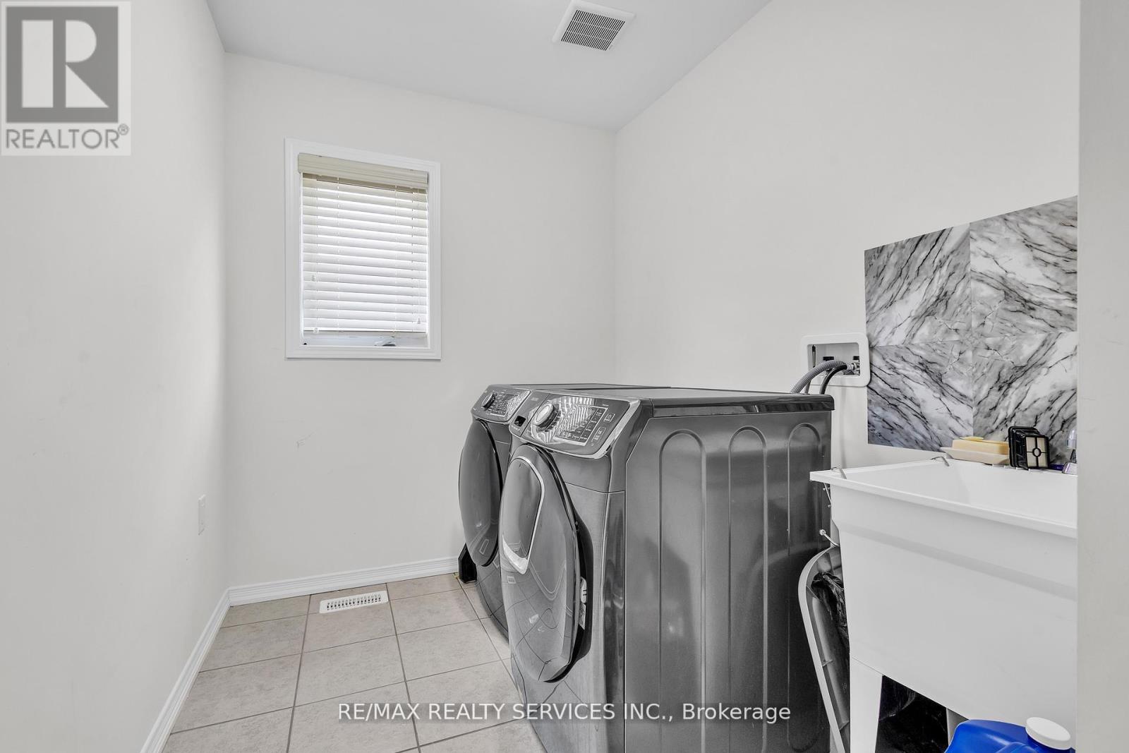 163 Munro Circle, Brantford, Ontario  N3T 0R3 - Photo 21 - X12665222