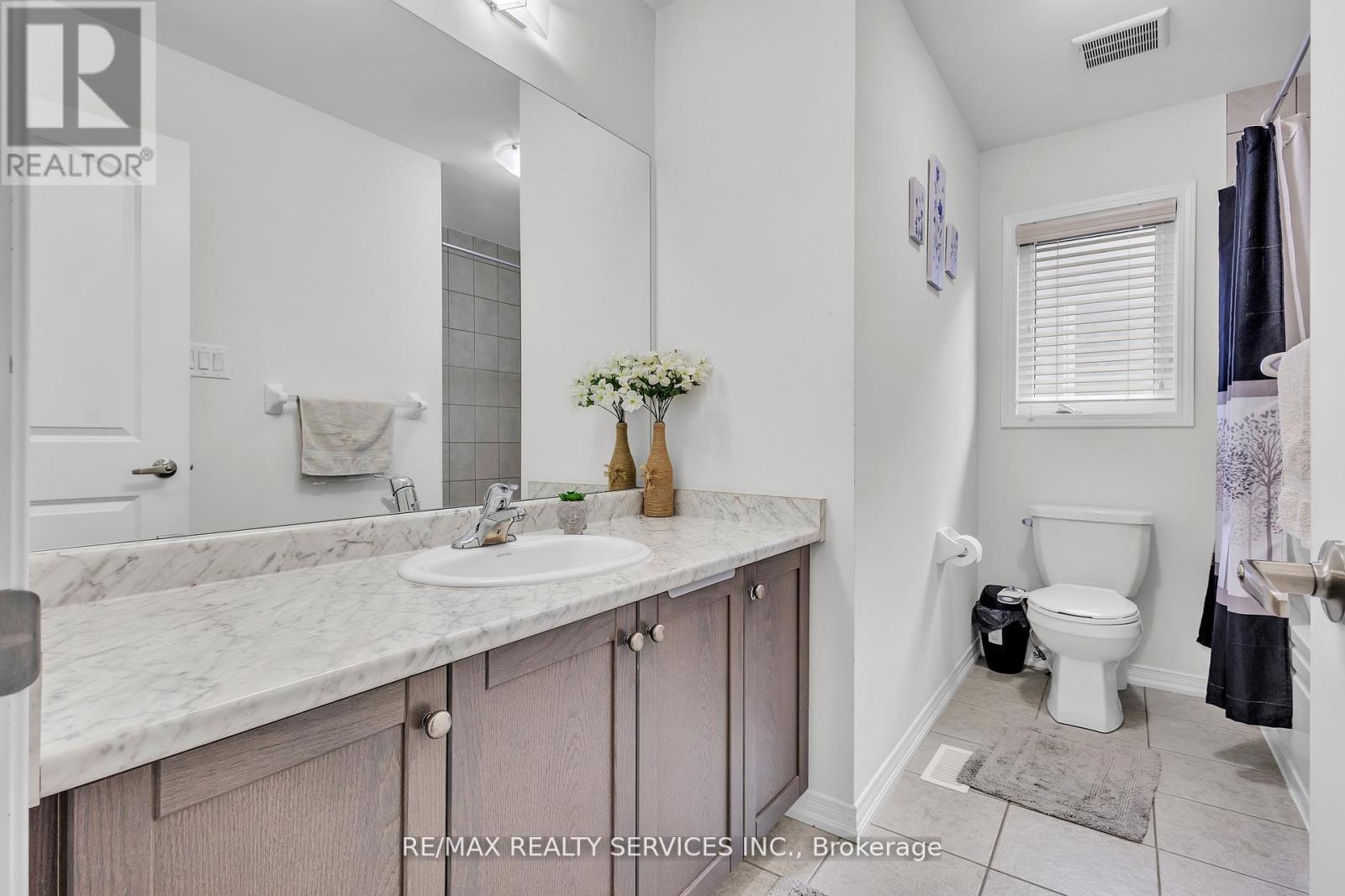 163 Munro Circle, Brantford, Ontario  N3T 0R3 - Photo 24 - X12665222