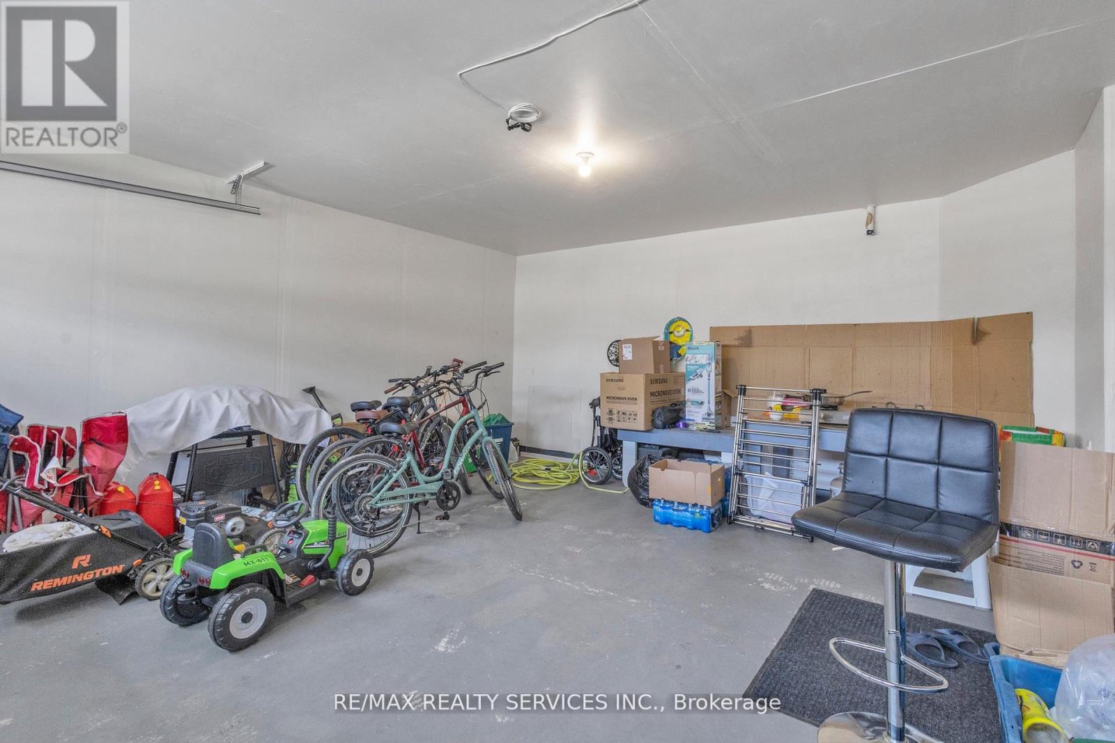 163 Munro Circle, Brantford, Ontario  N3T 0R3 - Photo 35 - X12665222