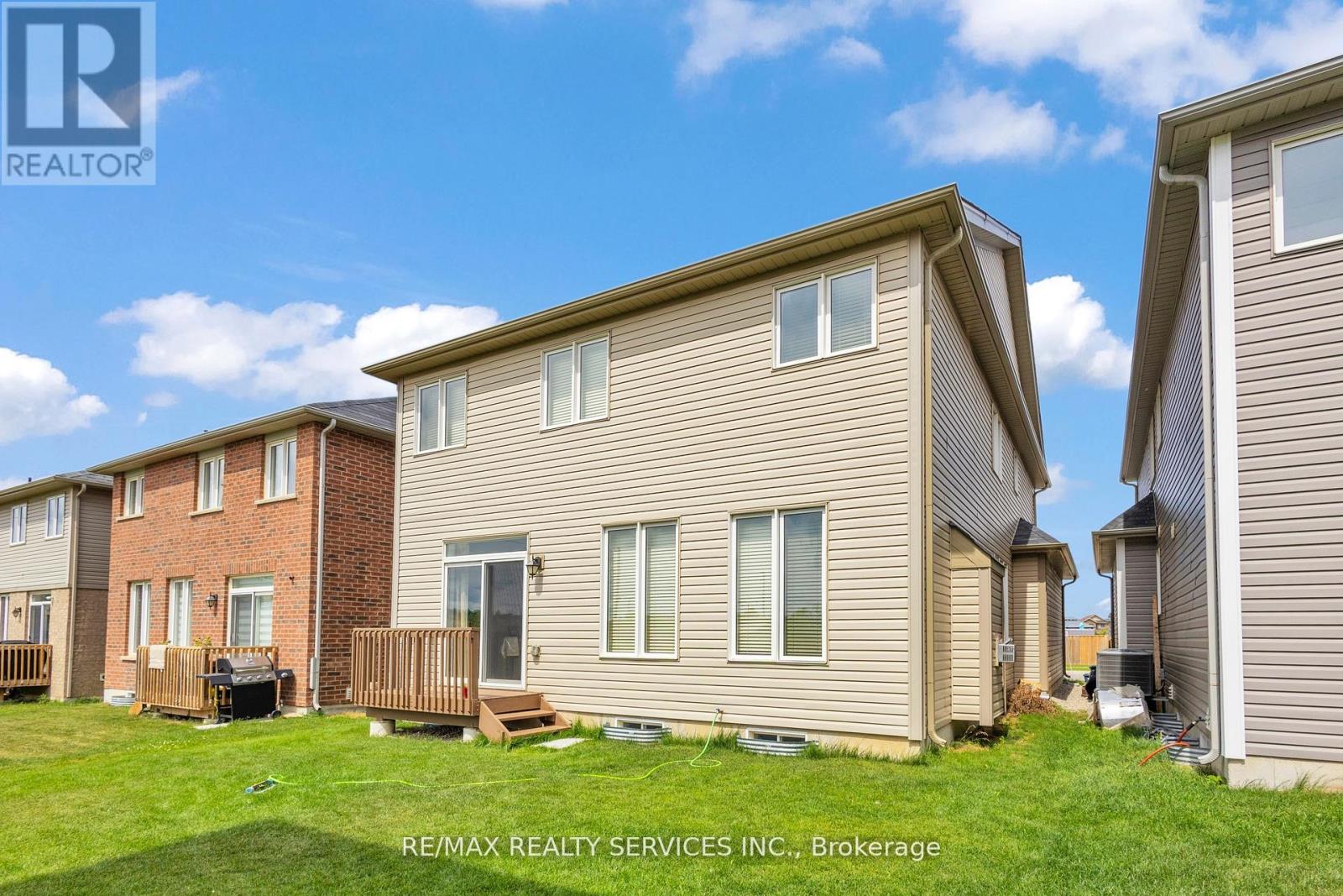 163 Munro Circle, Brantford, Ontario  N3T 0R3 - Photo 42 - X12665222