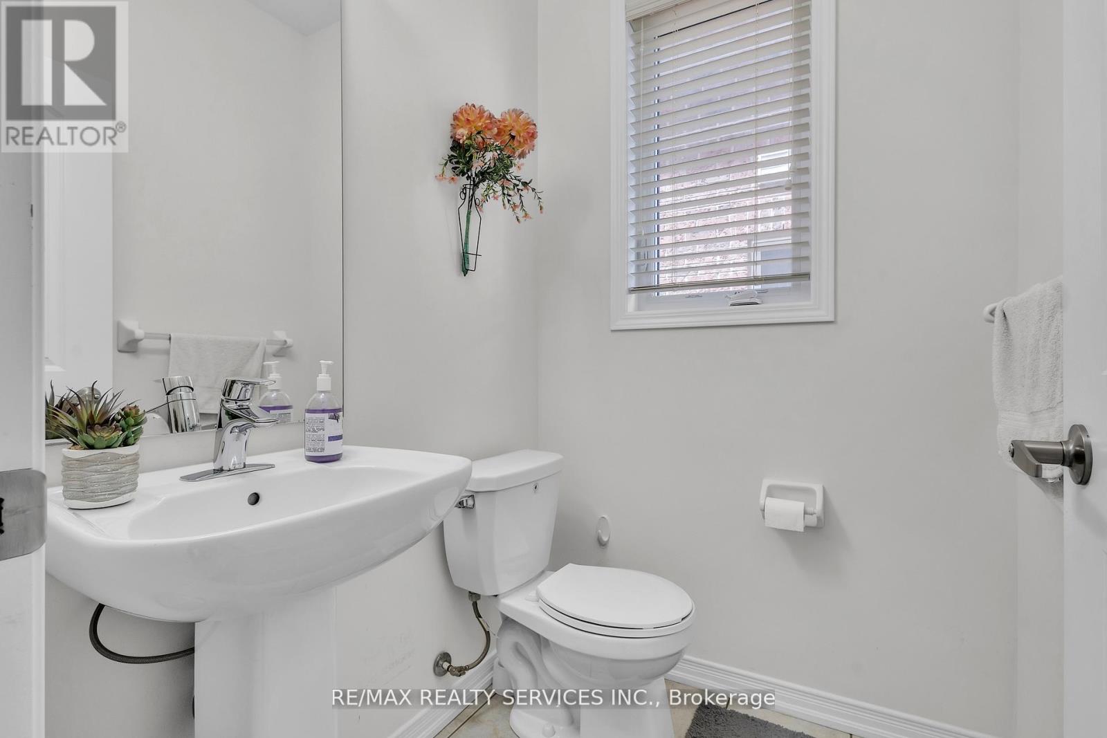 163 Munro Circle, Brantford, Ontario  N3T 0R3 - Photo 7 - X12665222