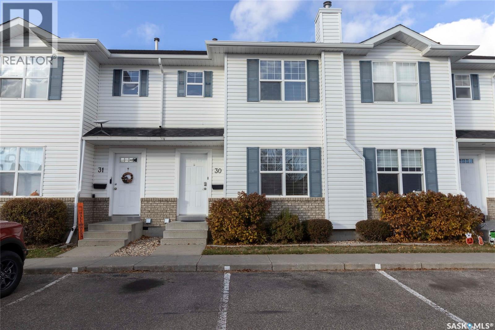 30 203 Herold Terrace, Saskatoon, Saskatchewan  S7V 1H3 - Photo 2 - SK026212