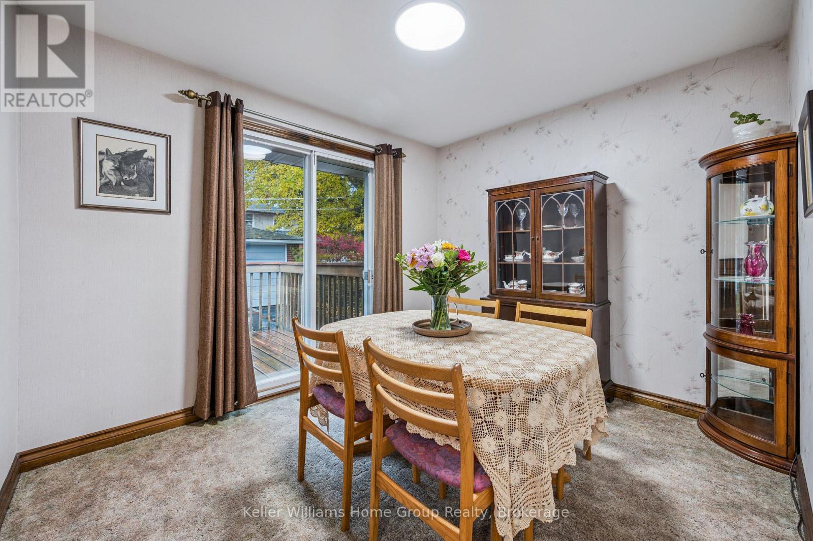 54 Ottawa Crescent, Guelph (St. George's), Ontario  N1E 2A6 - Photo 13 - X12530556