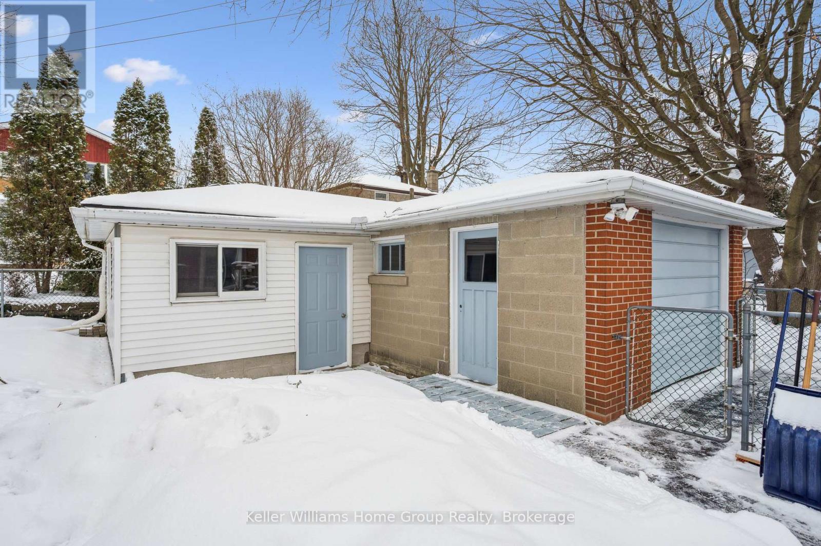 54 Ottawa Crescent, Guelph (St. George's), Ontario  N1E 2A6 - Photo 31 - X12530556