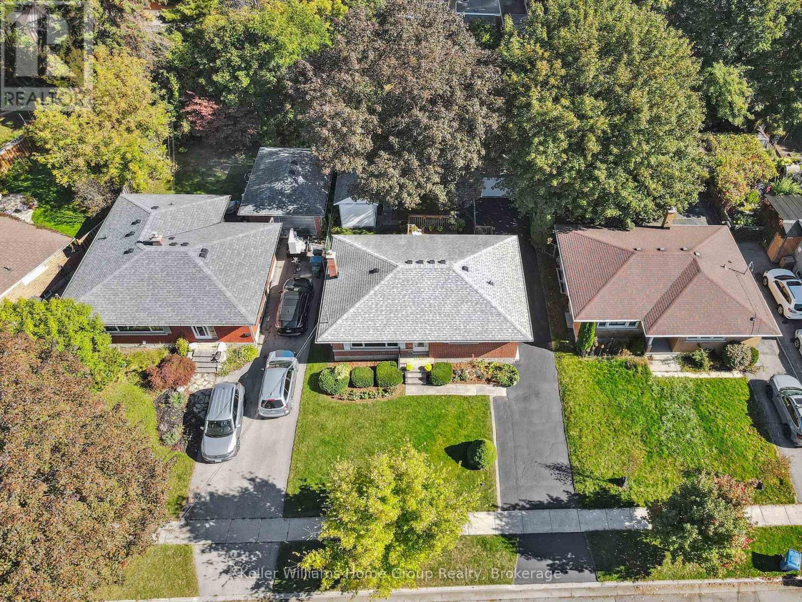 54 Ottawa Crescent, Guelph (St. George's), Ontario  N1E 2A6 - Photo 32 - X12530556