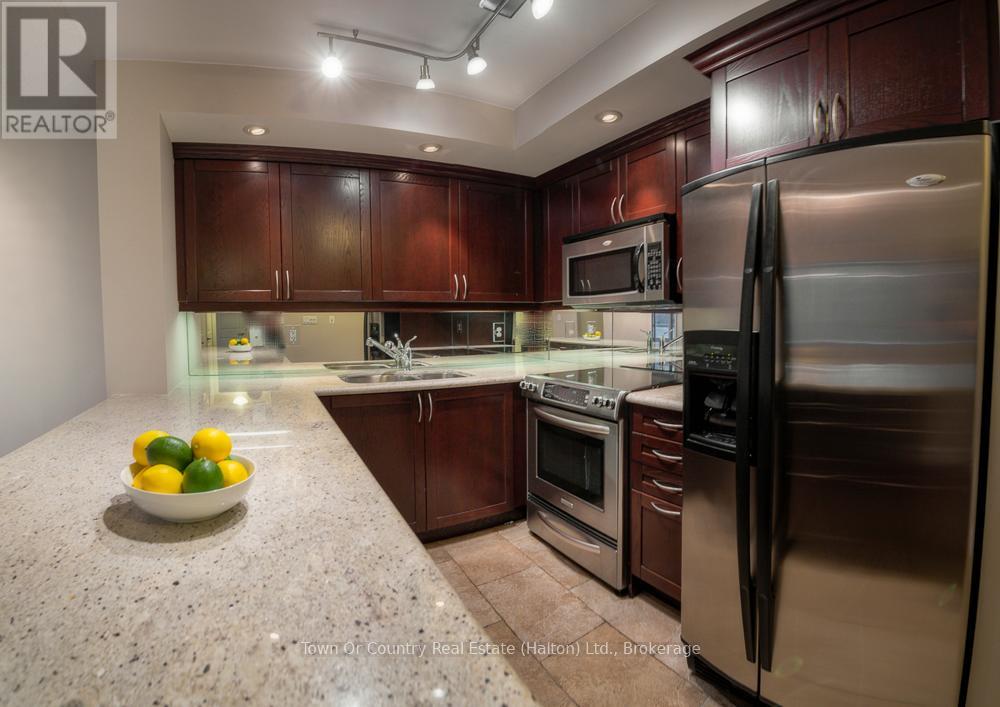 222 - 900 Mount Pleasant Road, Toronto, Ontario  M4P 3J9 - Photo 3 - C12665486