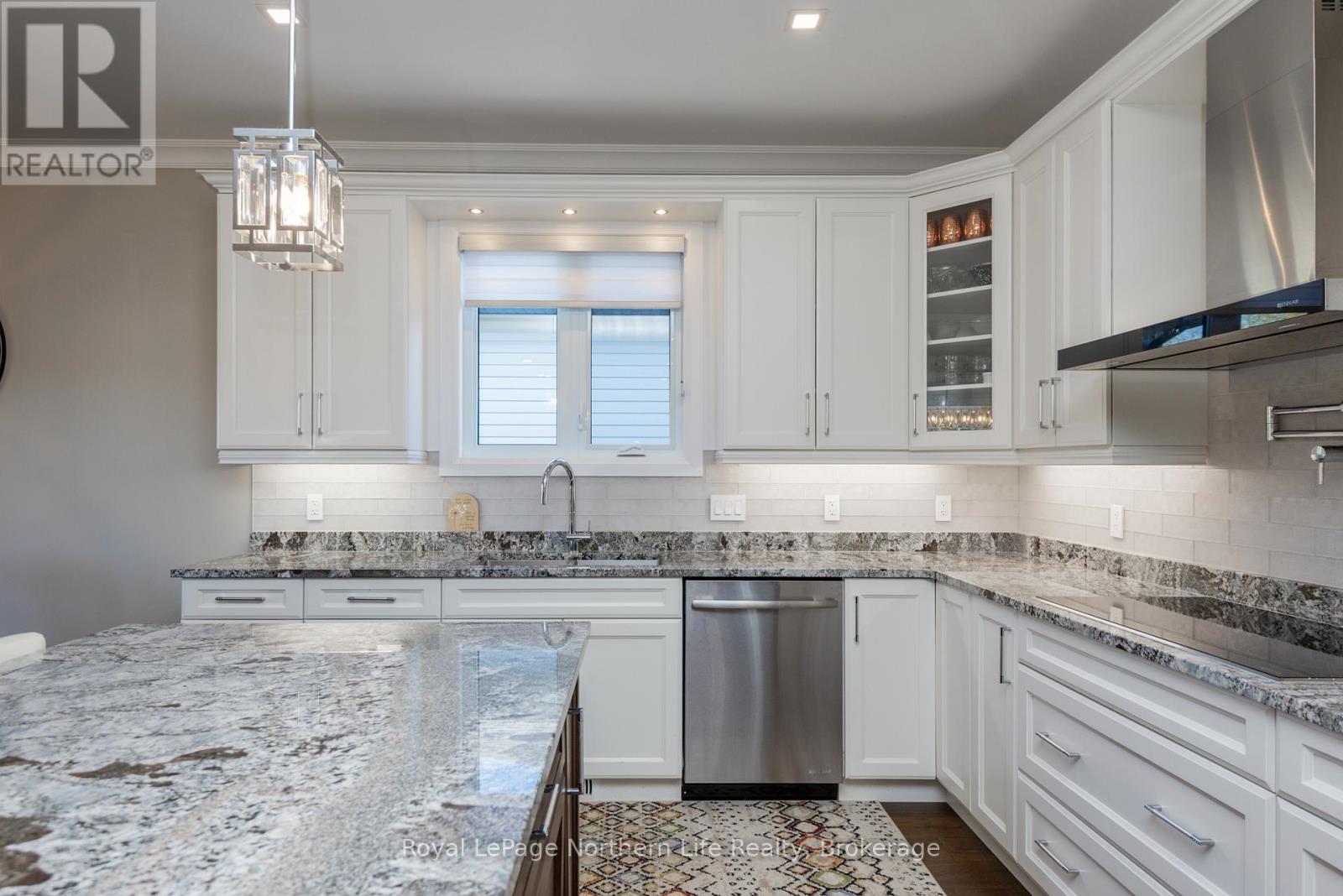 10 Welkin Grove, North Bay, Ontario  P1A 0G7 - Photo 11 - X12665580