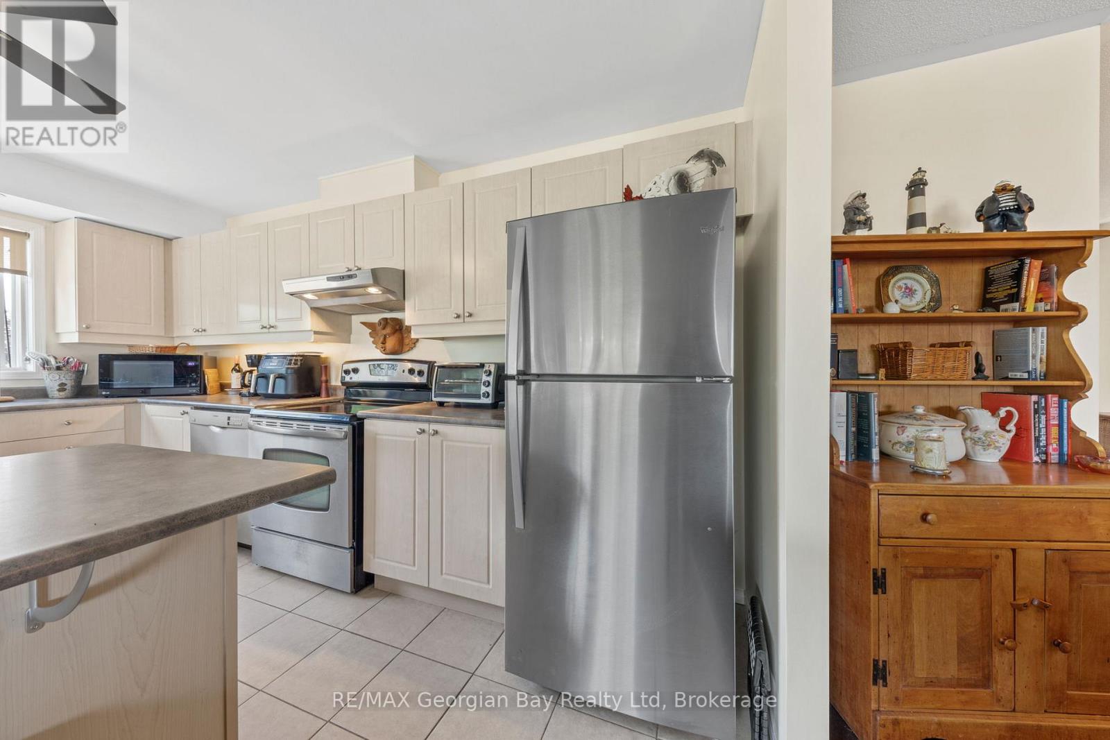 307 - 4 Beck Boulevard, Penetanguishene, Ontario L9M 2H3 - Photo 22 - S12665470