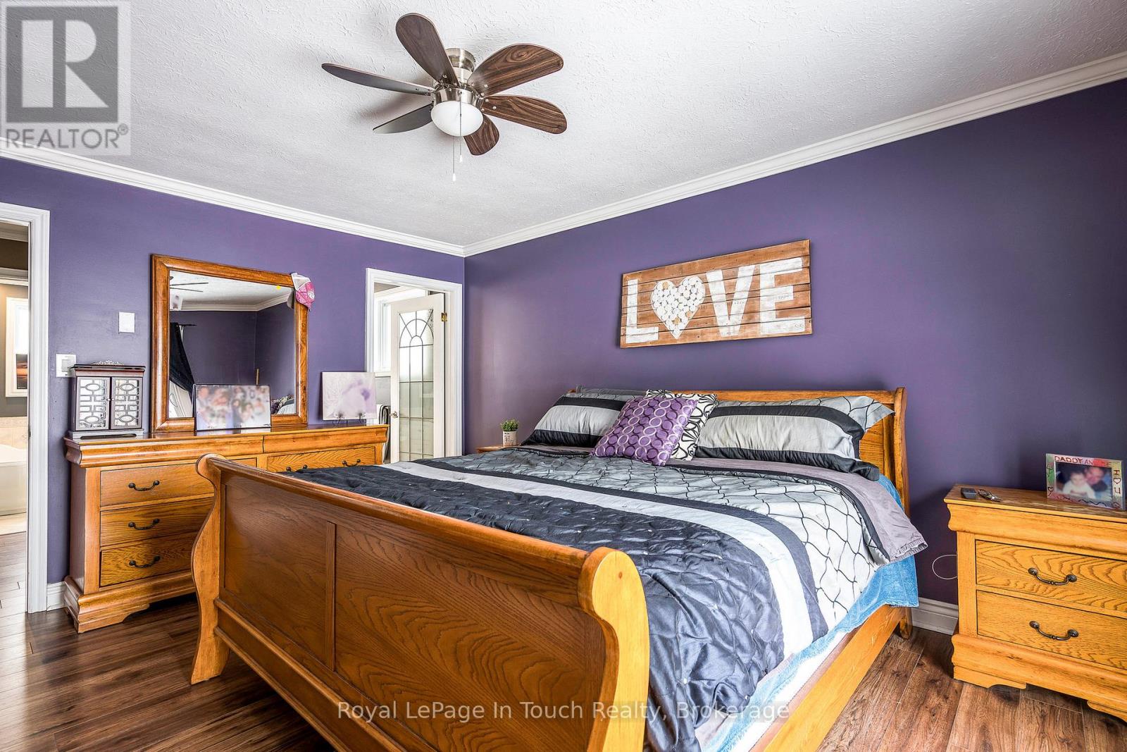 8 Tiny Beaches Road S, Tiny, Ontario  L0L 2J0 - Photo 15 - S12665604