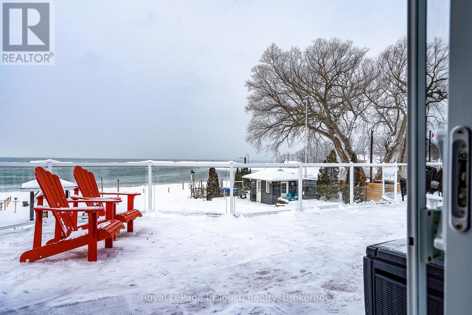 8 Tiny Beaches Road S, Tiny, Ontario  L0L 2J0 - Photo 33 - S12665604