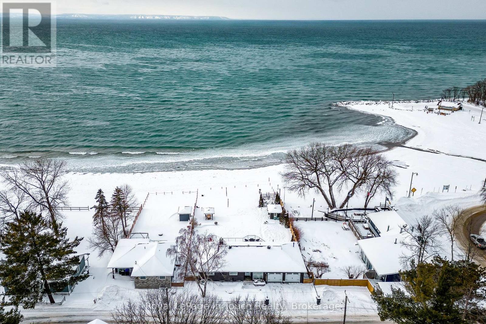 8 Tiny Beaches Road S, Tiny, Ontario  L0L 2J0 - Photo 37 - S12665604