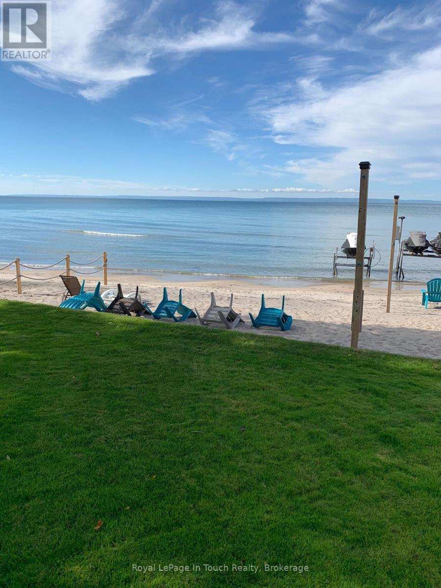 8 Tiny Beaches Road S, Tiny, Ontario  L0L 2J0 - Photo 42 - S12665604