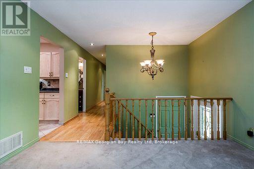 31 Lakeview Crescent, Tiny, Ontario  L9M 1R2 - Photo 10 - S12665680