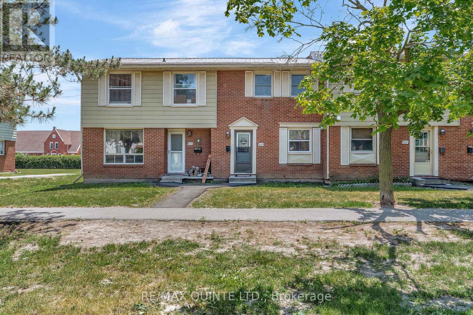 H- 203 North Park Street, Belleville, Ontario  K8P 4T9 - Photo 1 - X12665394