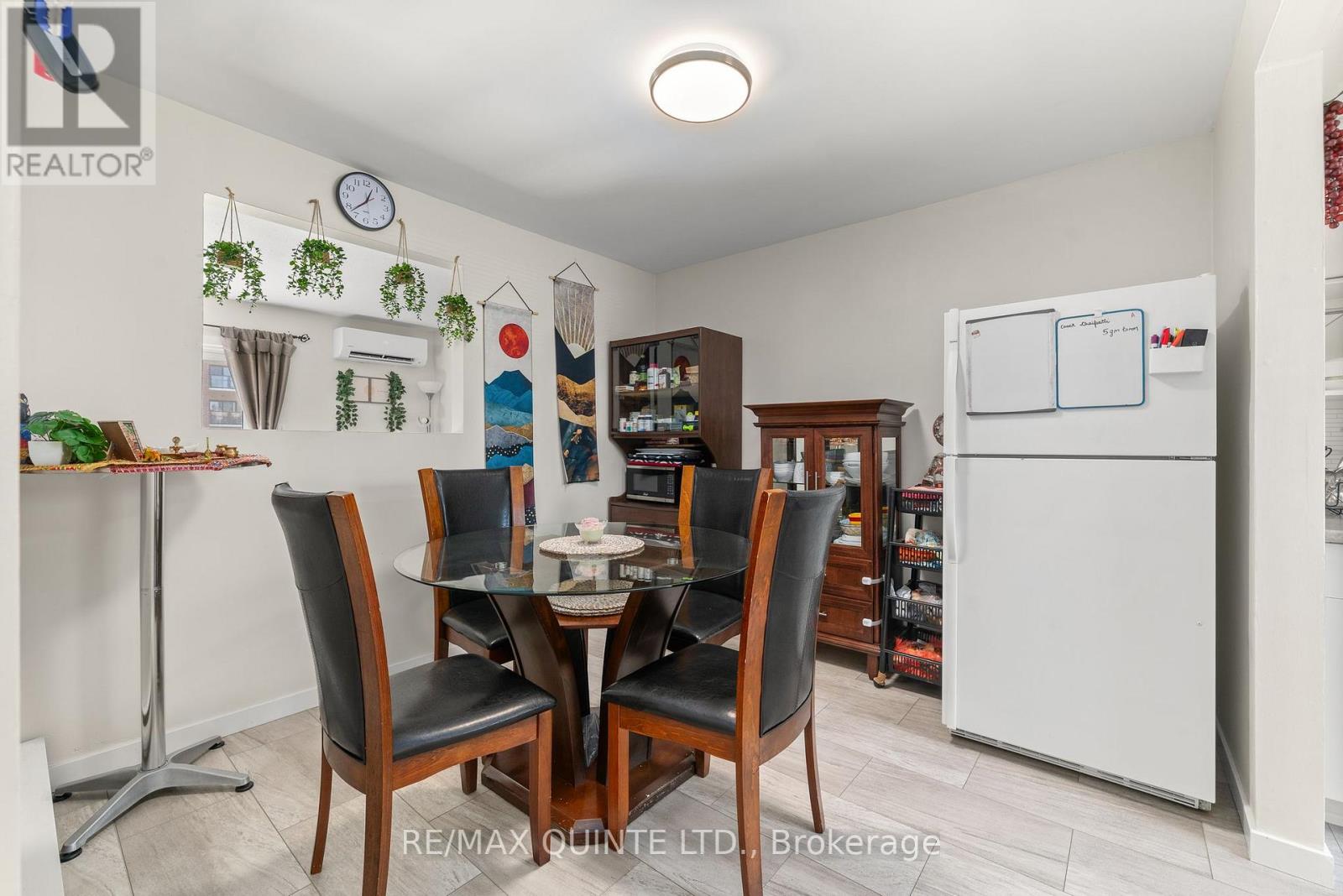 H- 203 North Park Street, Belleville, Ontario  K8P 4T9 - Photo 11 - X12665394