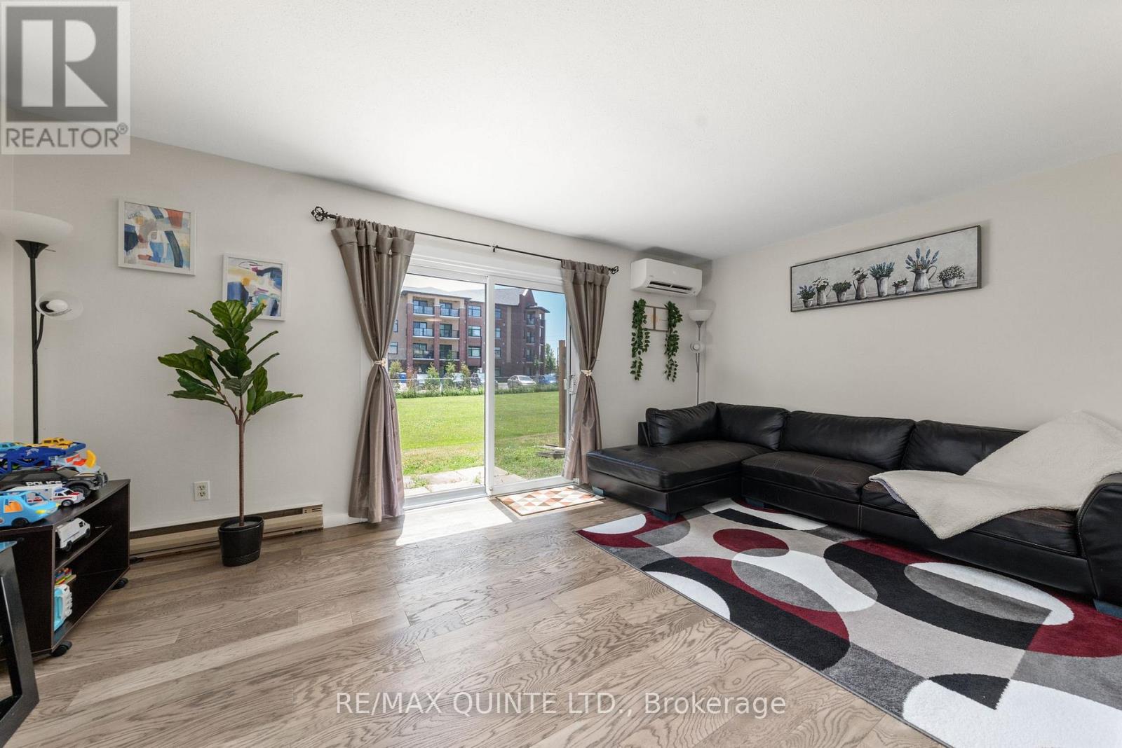 H- 203 North Park Street, Belleville, Ontario  K8P 4T9 - Photo 17 - X12665394