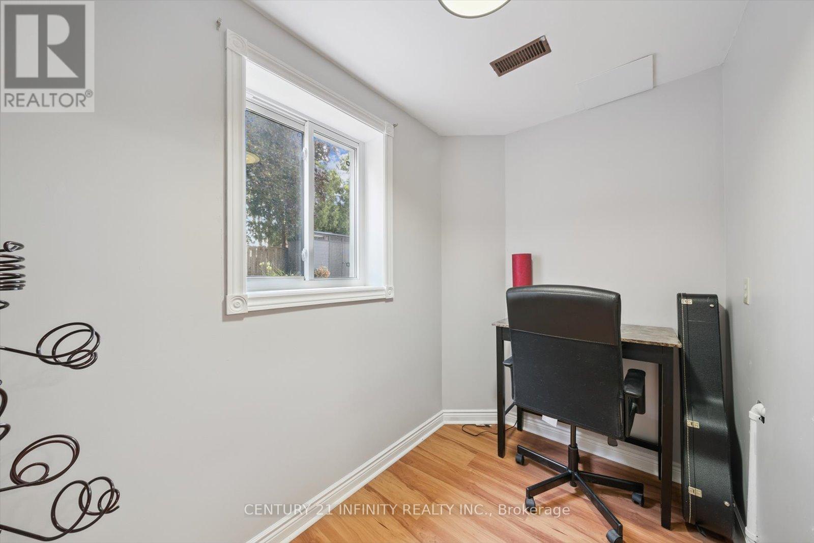 1049 Glenhare Street, Cobourg, Ontario  K9A 5B8 - Photo 33 - X12665450