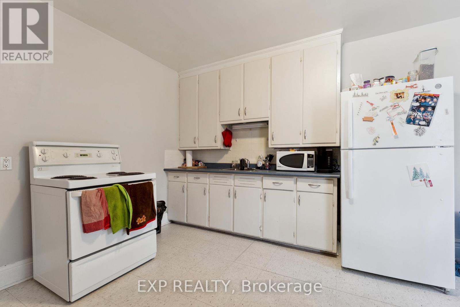 17 Spring Street, Quinte West (Trenton Ward), Ontario  K8N 2Z6 - Photo 15 - X12665556