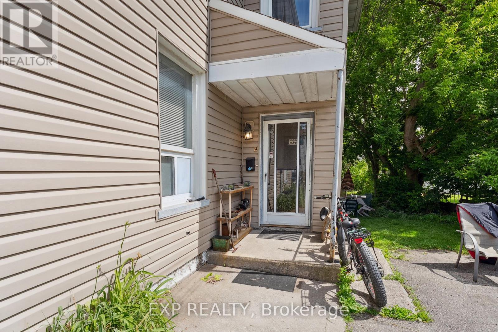 17 Spring Street, Quinte West (Trenton Ward), Ontario  K8N 2Z6 - Photo 29 - X12665556