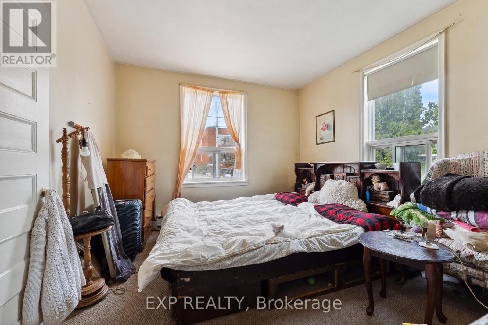 17 Spring Street, Quinte West (Trenton Ward), Ontario  K8N 2Z6 - Photo 9 - X12665556