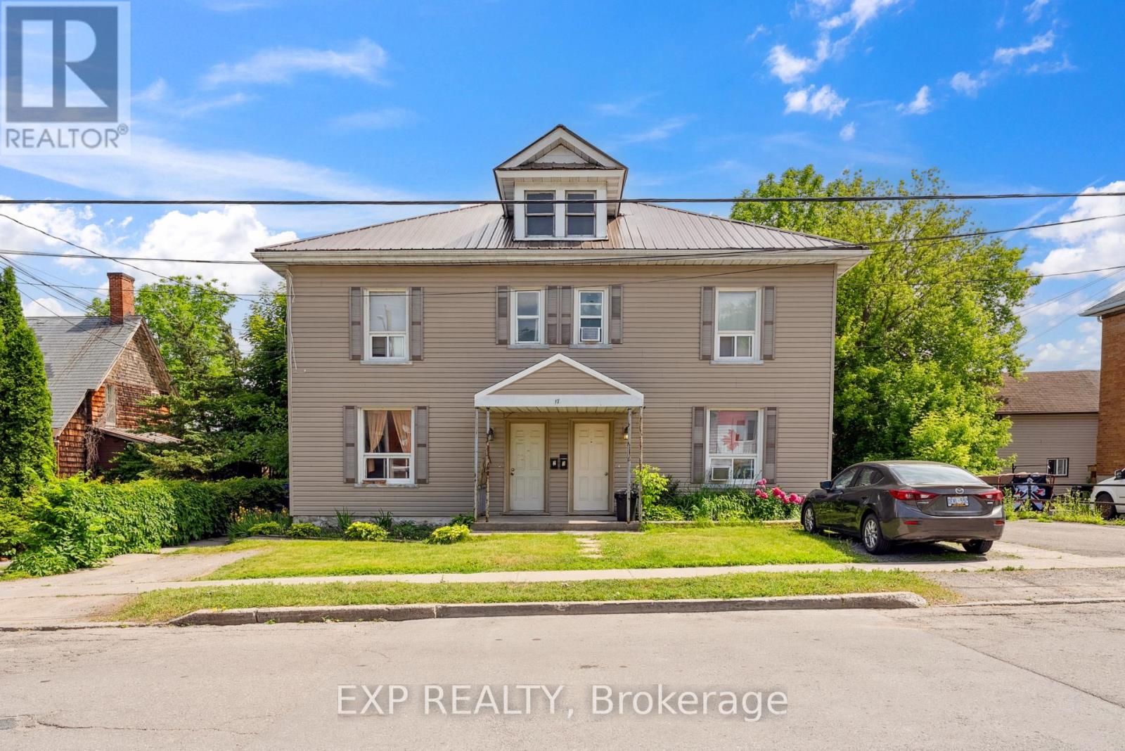 Apt 3 - 17 Spring Street, Quinte West (Trenton Ward), Ontario  K8N 2Z6 - Photo 1 - X12665562