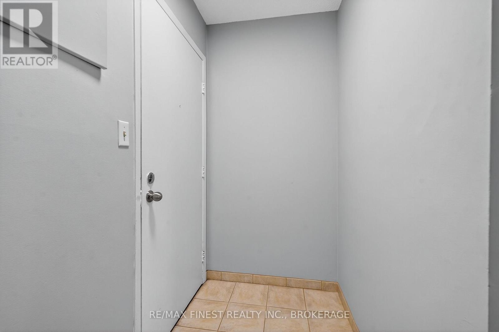 303 - 1010 Pembridge Crescent, Kingston, Ontario  K7P 1A3 - Photo 8 - X12665544