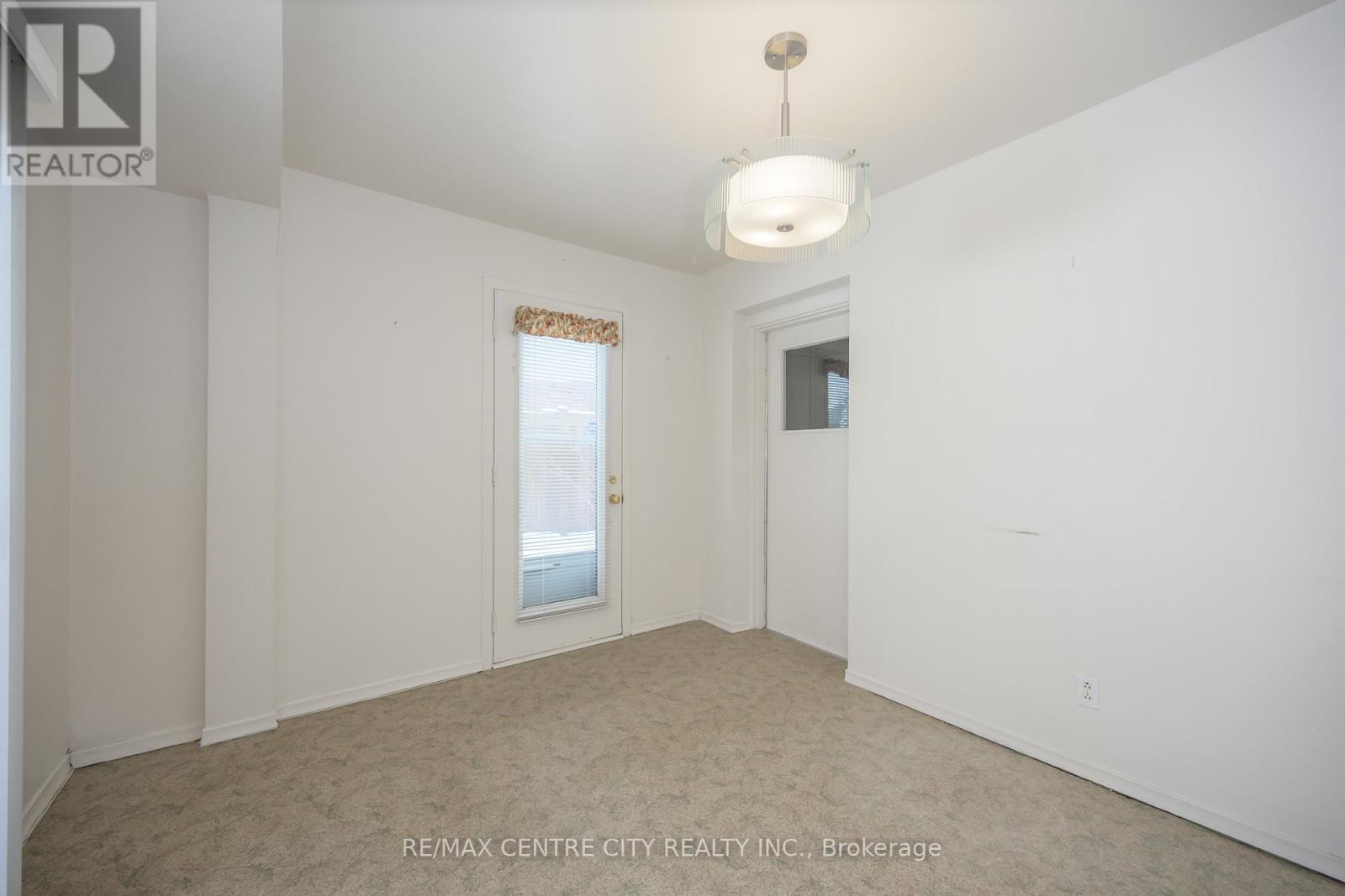 3 Kendall Court, London North (North G), Ontario  N5X 1E4 - Photo 14 - X12665364