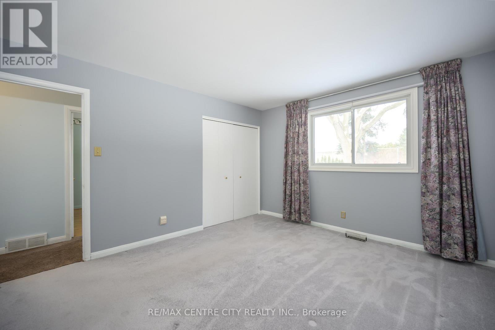 3 Kendall Court, London North (North G), Ontario  N5X 1E4 - Photo 18 - X12665364