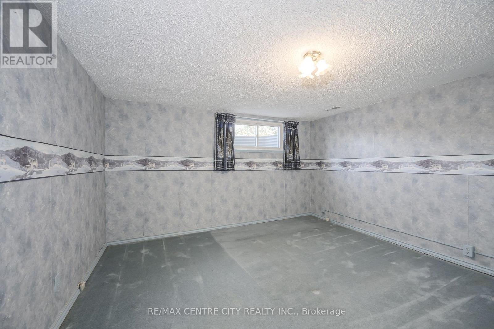 3 Kendall Court, London North (North G), Ontario  N5X 1E4 - Photo 23 - X12665364