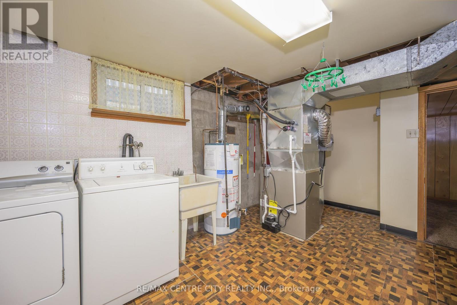 3 Kendall Court, London North (North G), Ontario  N5X 1E4 - Photo 32 - X12665364