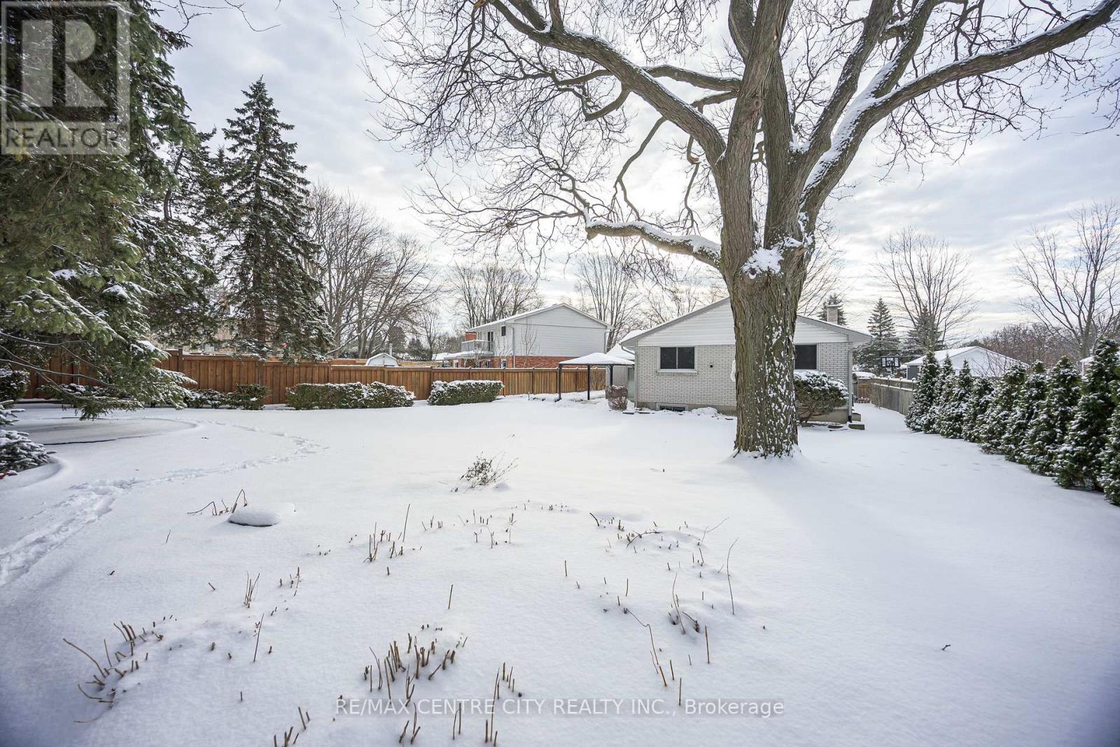 3 Kendall Court, London North (North G), Ontario  N5X 1E4 - Photo 37 - X12665364