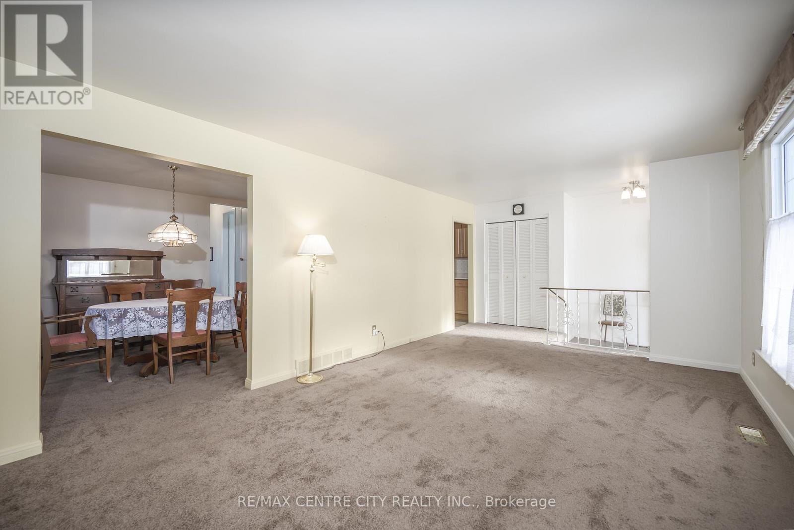 3 Kendall Court, London North (North G), Ontario  N5X 1E4 - Photo 7 - X12665364