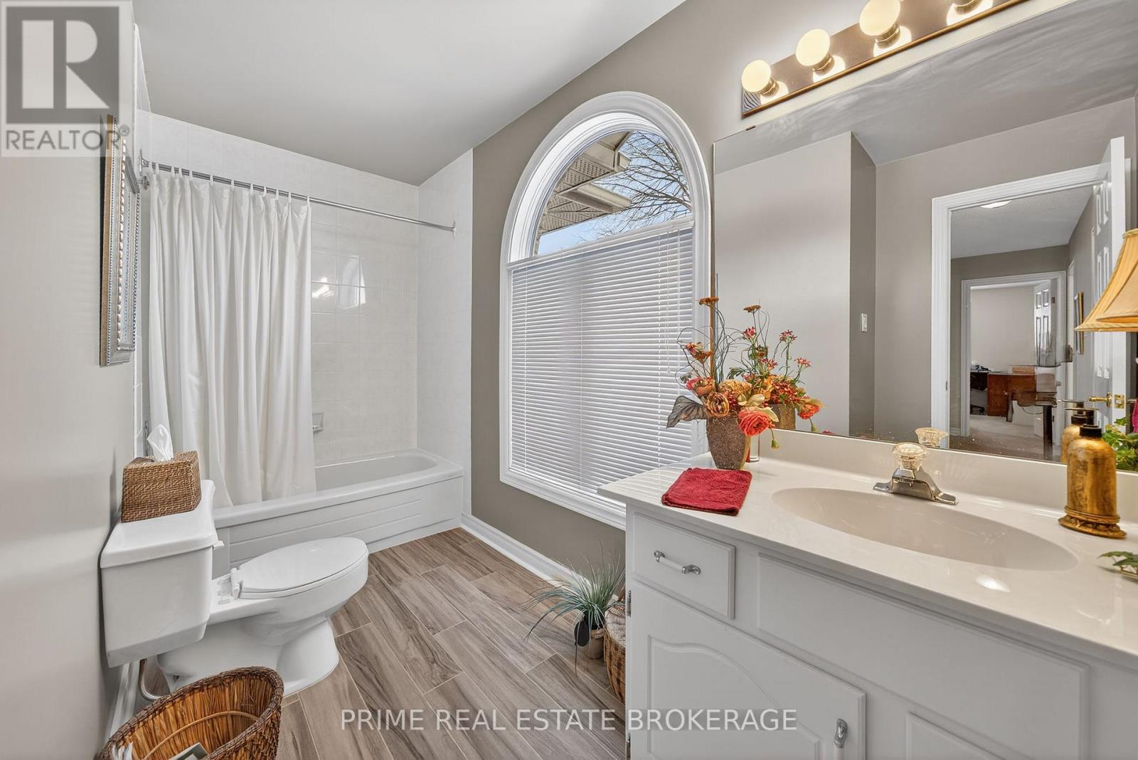 51 Cherish Court, London South (South C), Ontario  N6K 4H2 - Photo 32 - X12665472