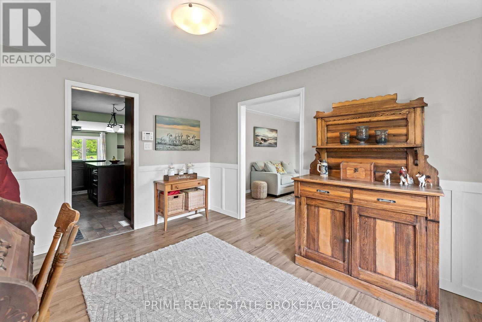 3304 Cromarty Drive, Thames Centre, Ontario  N0L 2B0 - Photo 11 - X12665552