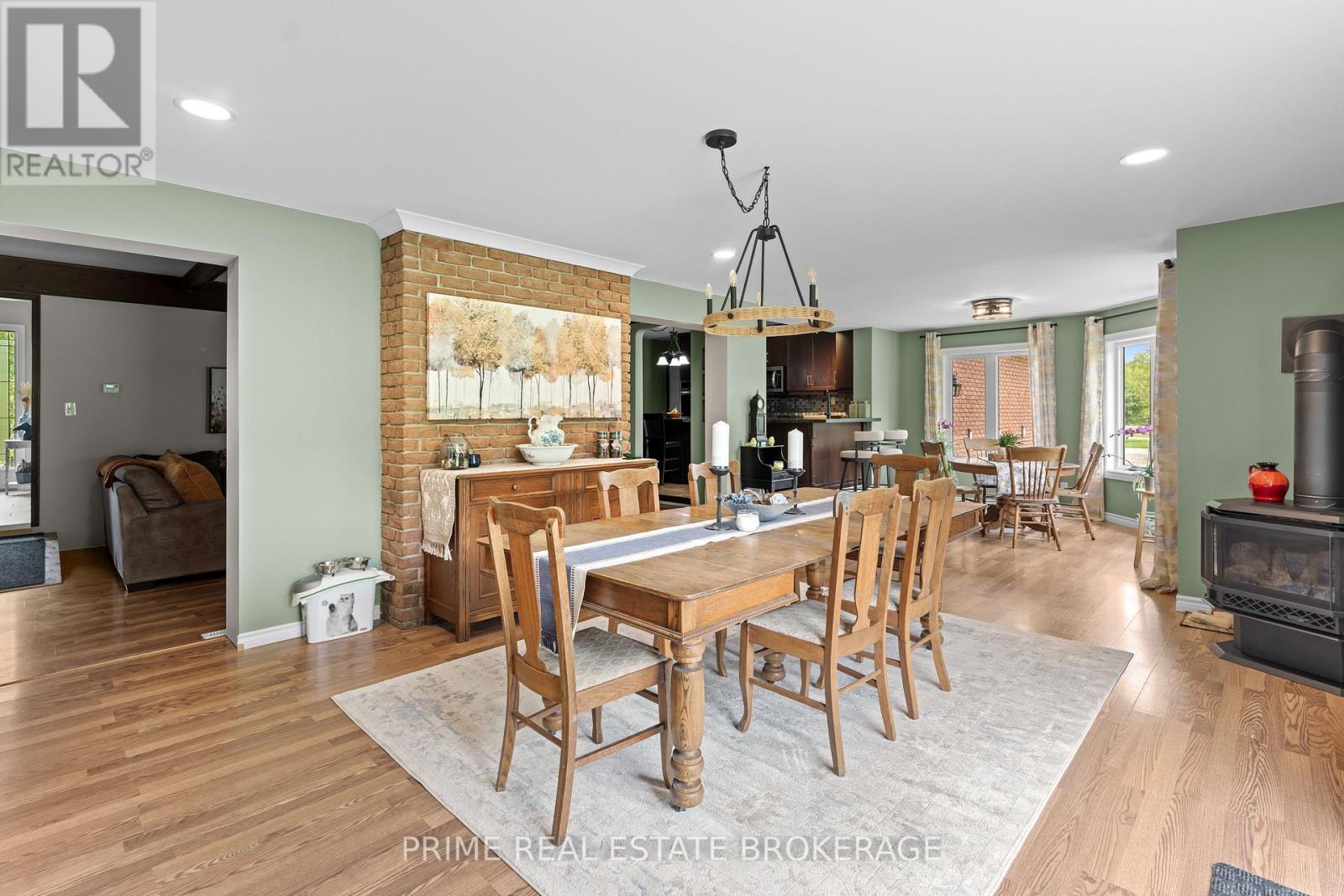 3304 Cromarty Drive, Thames Centre, Ontario  N0L 2B0 - Photo 19 - X12665552