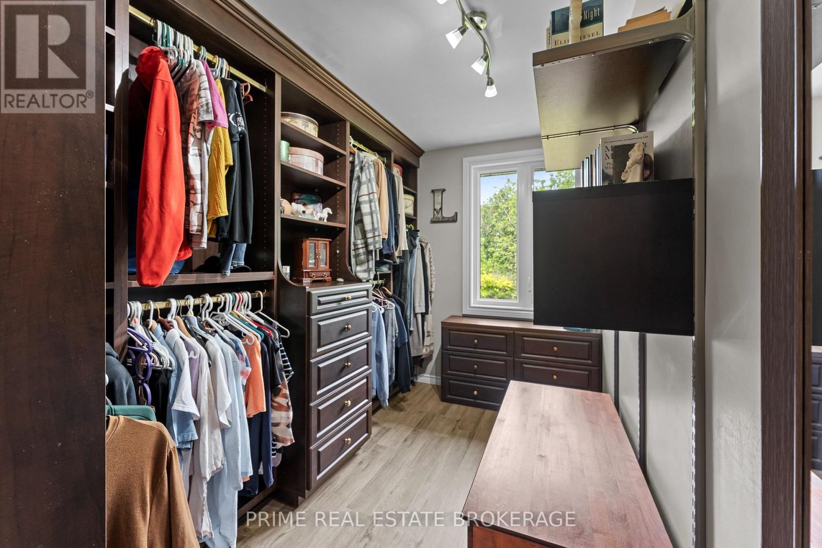 3304 Cromarty Drive, Thames Centre, Ontario  N0L 2B0 - Photo 28 - X12665552