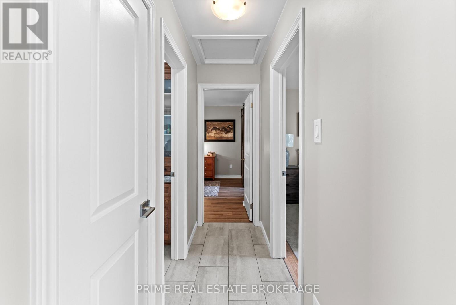 3304 Cromarty Drive, Thames Centre, Ontario  N0L 2B0 - Photo 23 - X12665554