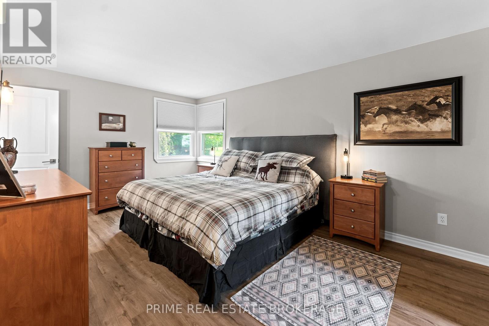 3304 Cromarty Drive, Thames Centre, Ontario  N0L 2B0 - Photo 24 - X12665554