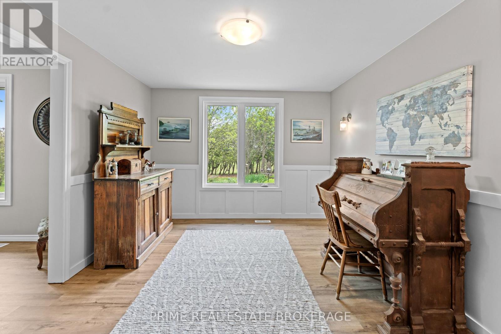 3304 Cromarty Drive, Thames Centre, Ontario  N0L 2B0 - Photo 9 - X12665554