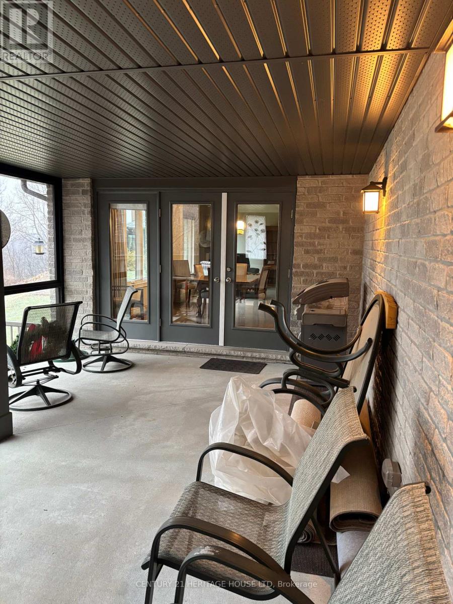 42267 Southdale Line, Central Elgin, Ontario  N5R 1B7 - Photo 23 - X12665600